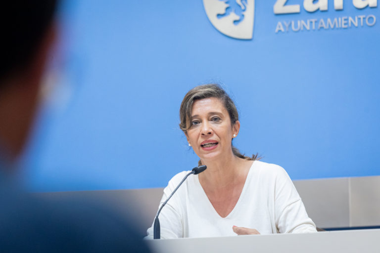 Zaragoza saca a licitación el Servicio de Ayuda a Domicilio por 31 millones
