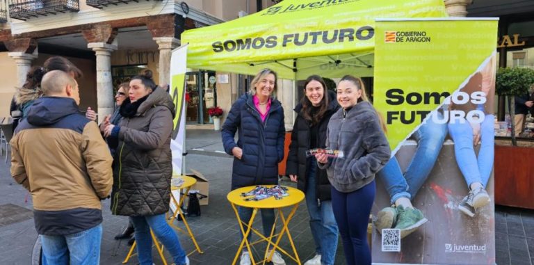 Reparto de pulseras anti-spiking en Teruel para crear un ocio más seguro