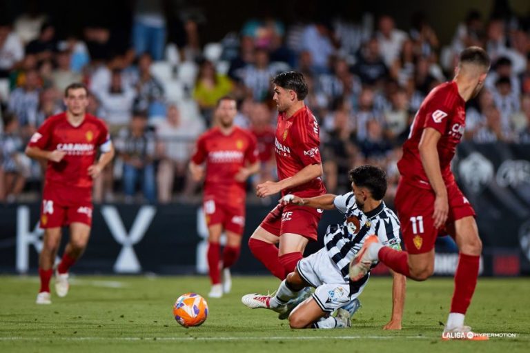El Zaragoza se despide de su peor temporada