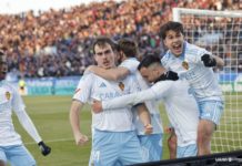 El Real Zaragoza derriba al líder con un partido serio, valiente y merecido (2-0)