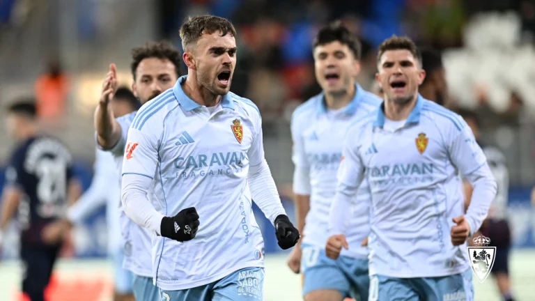 El Real Zaragoza logra su segunda victoria consecutiva: remontando y con uno menos en Eibar (1-2)