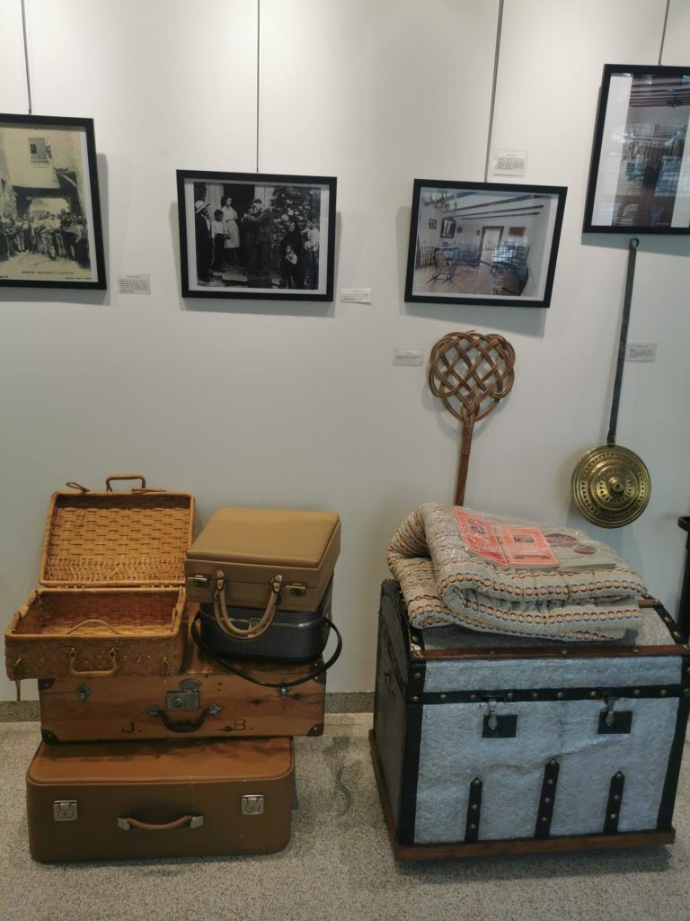 Valdefierro revive su historia con una exposición sobre la vida en el siglo XX