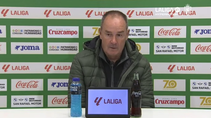 Víctor: «Hemos mejorado en el segundo tiempo, pero sigue siendo insuficiente»